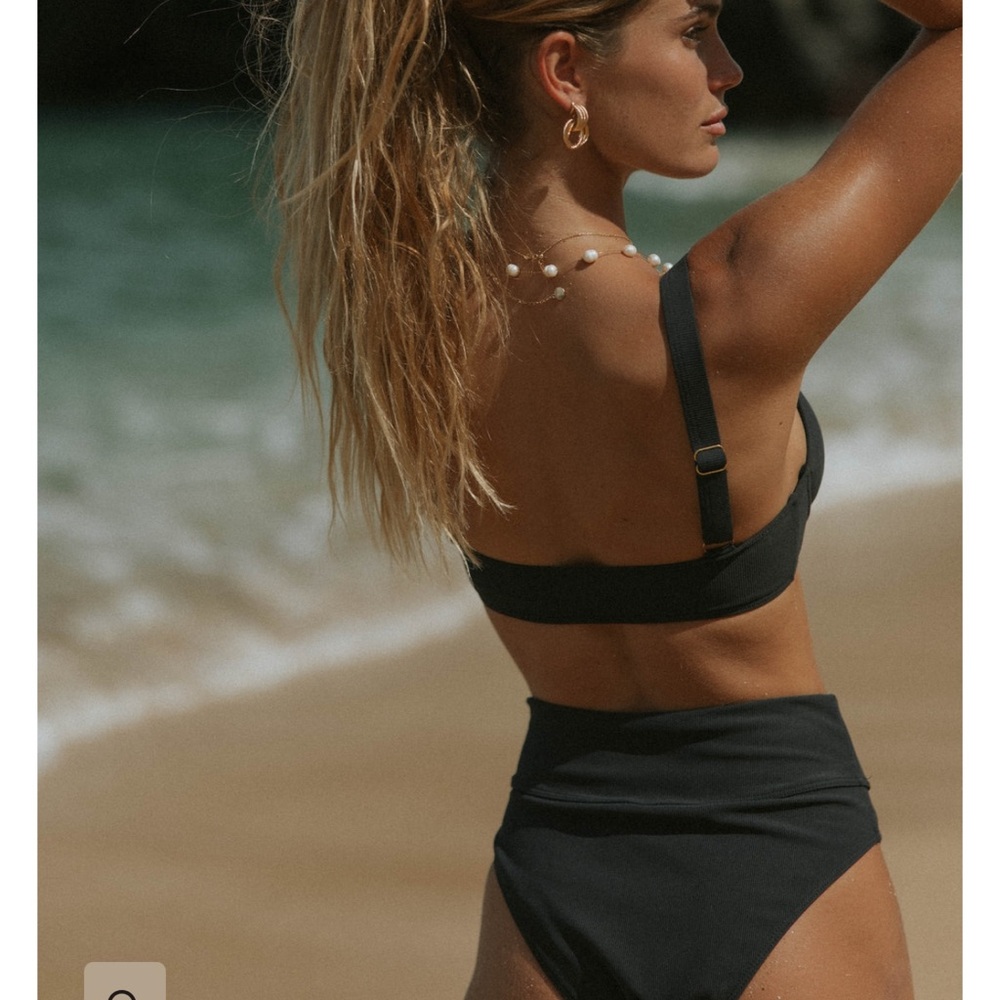 Bikini Set - Picture 5 of 14
